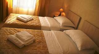Гостиница Гомер Балаклава Стандартный двухместный номер с 1 кроватью или 2 отдельными кроватями и видом на город-4